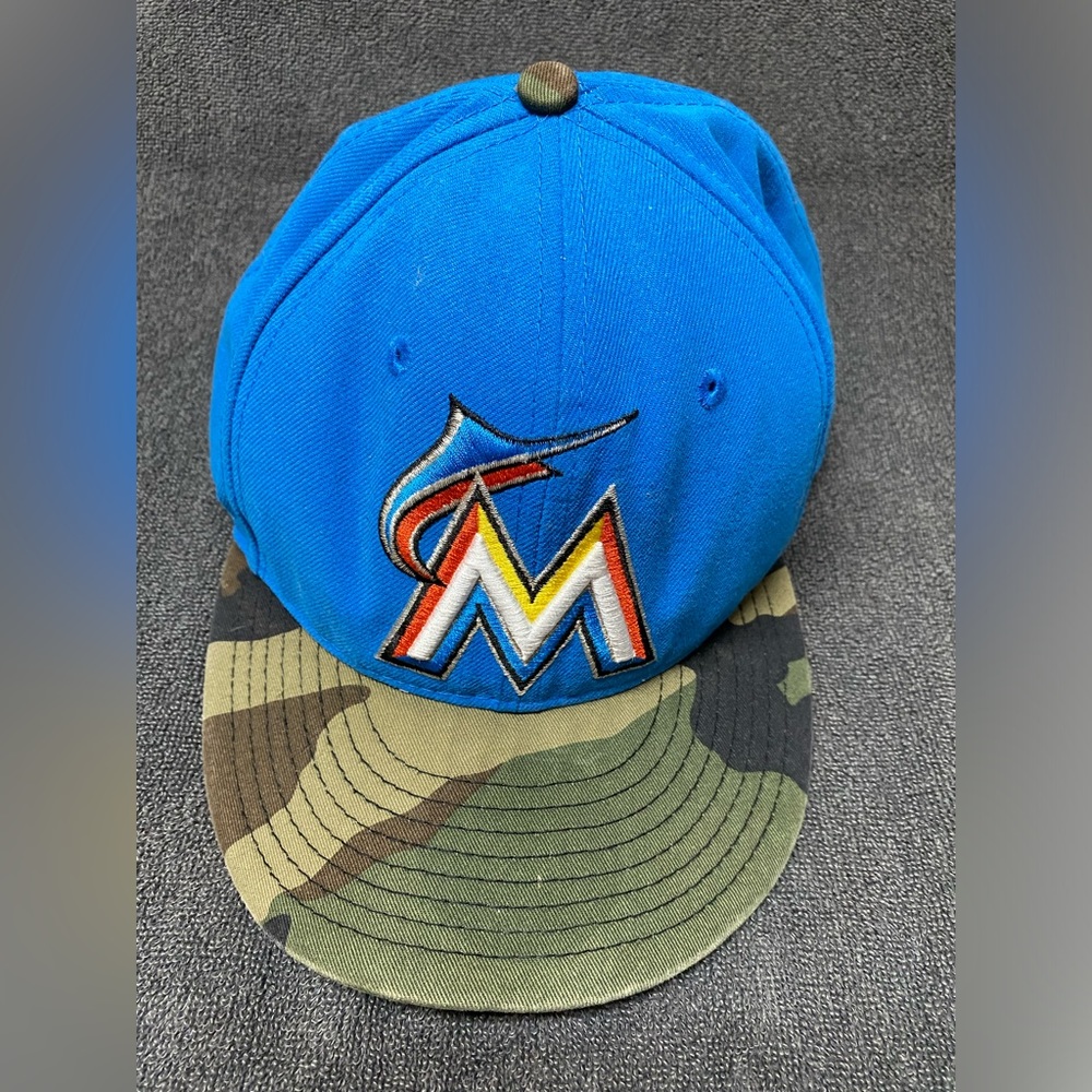 Florida Marlins Baseball Hat Size 7 5/8 Blue Camo New Era 59Fifty Trucker Cap